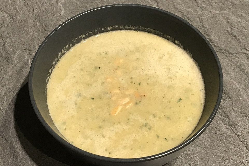 Zucchinicremesuppe