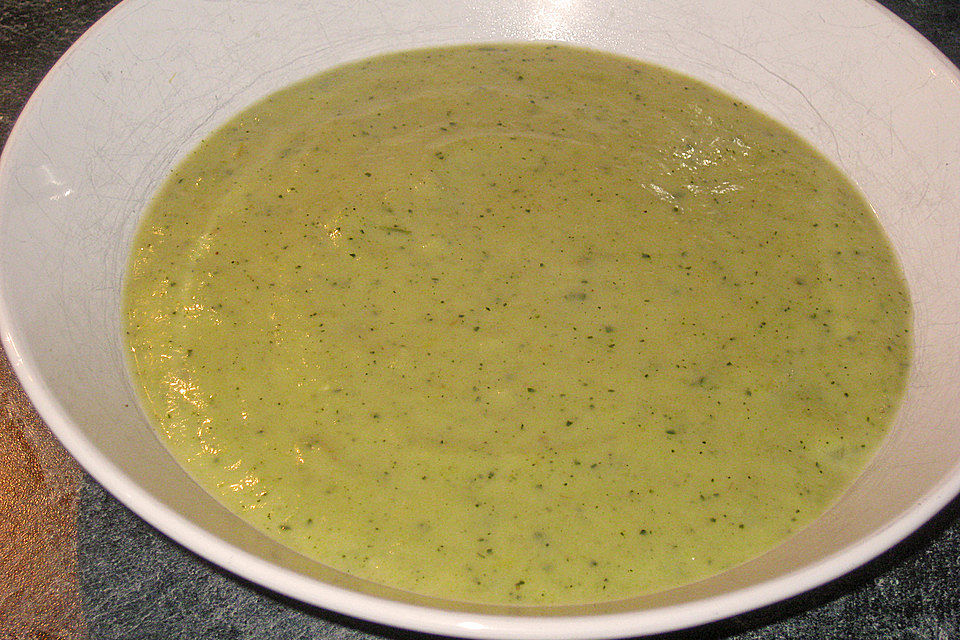 Zucchinicremesuppe