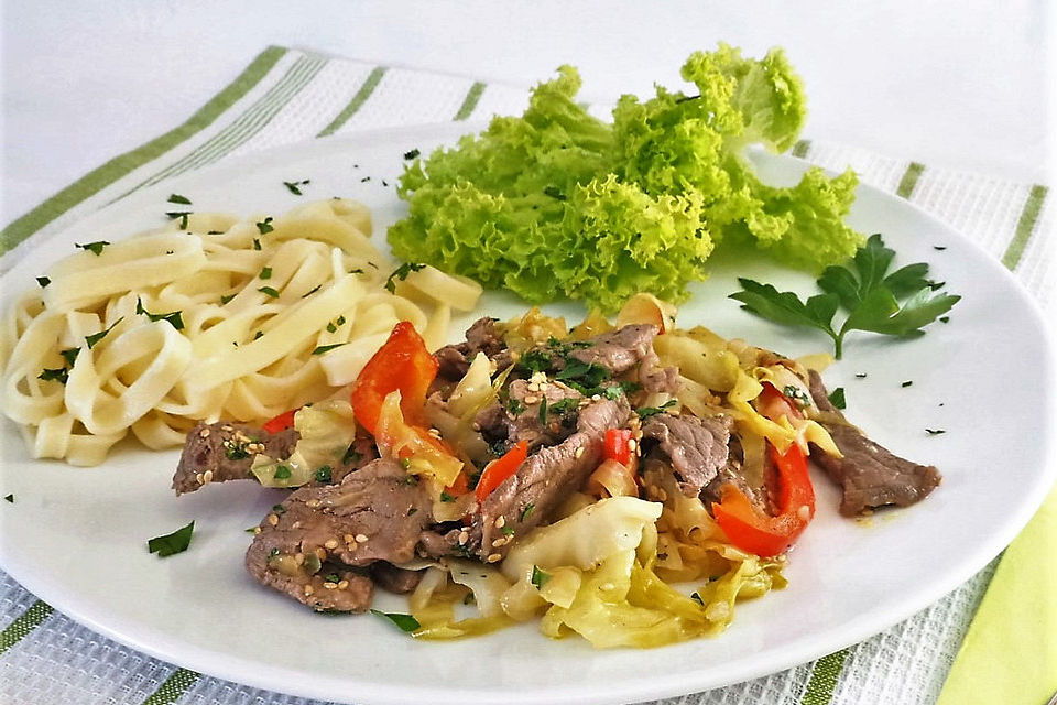 Gemüse mit Sesam-Rindfleisch