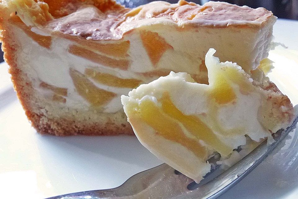 Apfelkuchen mit Sahne - Puddingguss