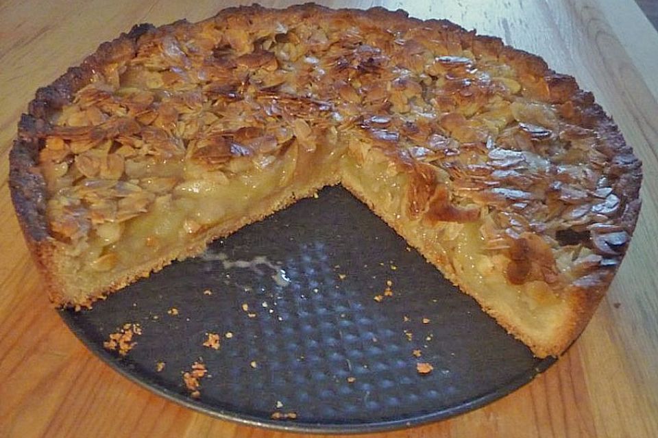 Apfelkuchen mit Mandeldecke