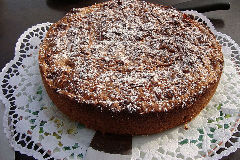 Apfelkuchen mit Mandeldecke