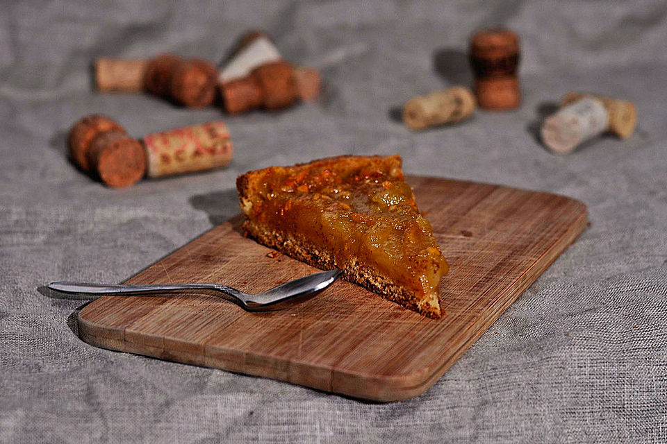 Apfelkuchen mit Mandeldecke