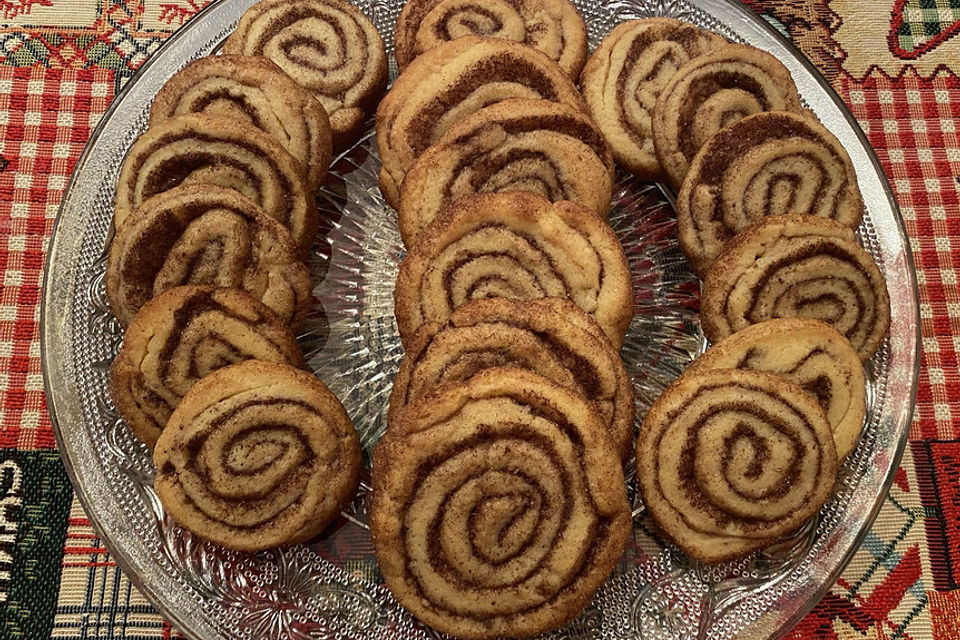 Cinnamon Roll Cookies