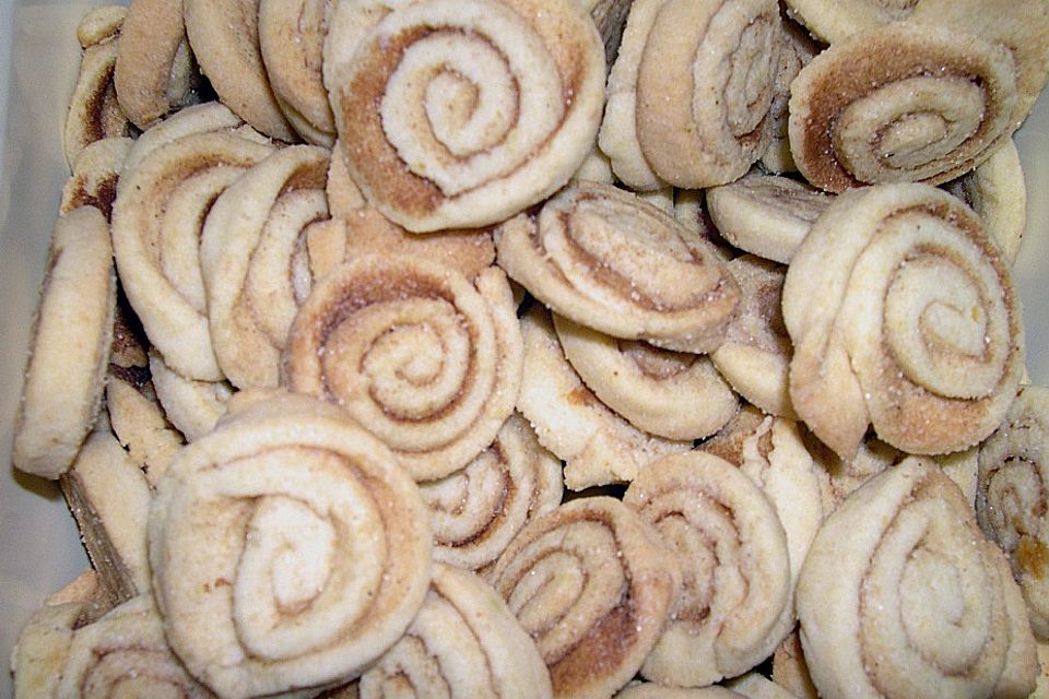 Cinnamon Roll Cookies