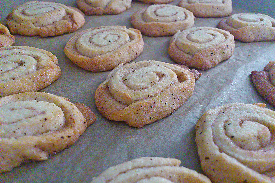 Cinnamon Roll Cookies