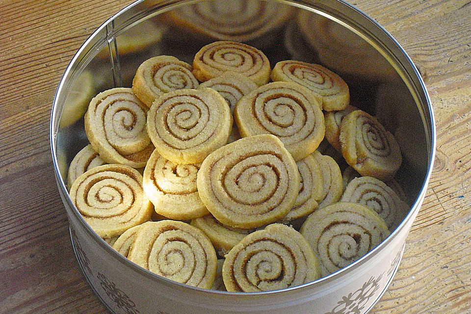 Cinnamon Roll Cookies