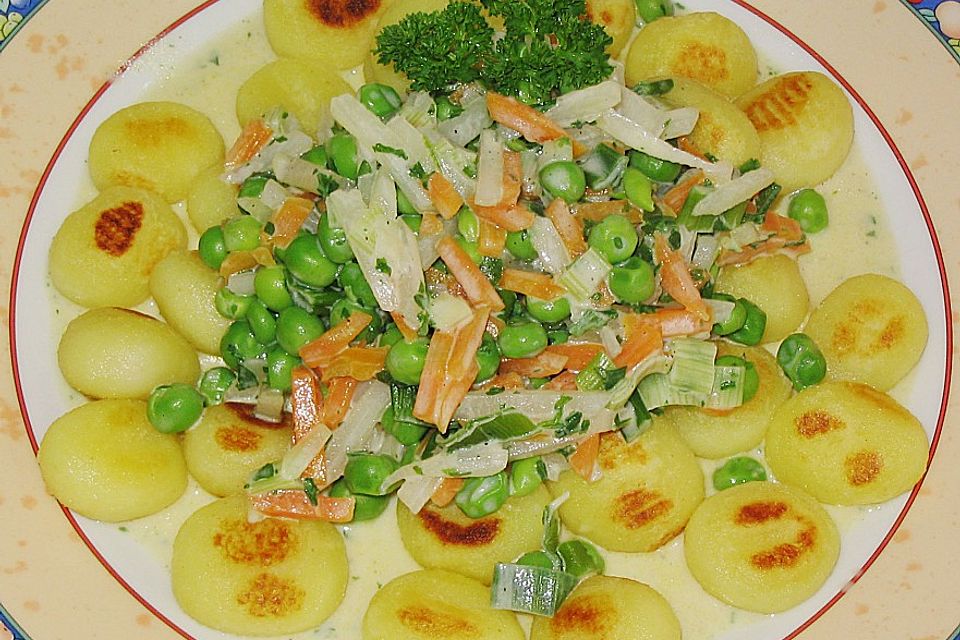 Gnocchi in Gemüsesauce