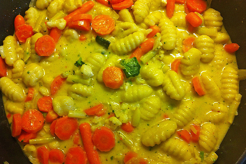 Gnocchi in Gemüsesauce