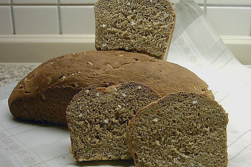 Einfaches Buttermilch - Vollkornbrot