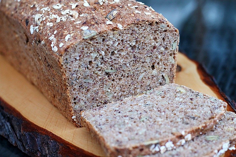 Einfaches Buttermilch - Vollkornbrot