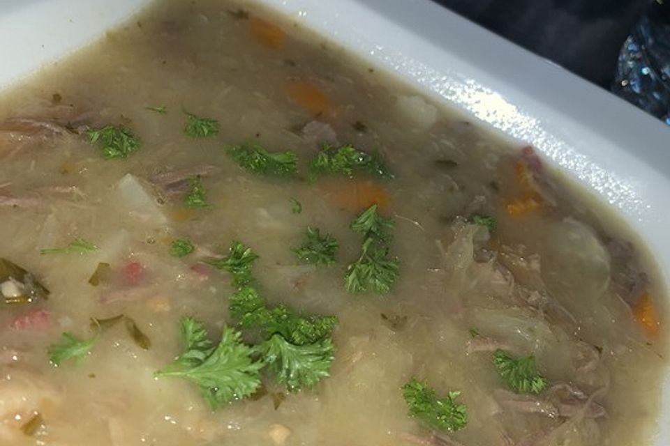 Polnische Sauerkrautsuppe