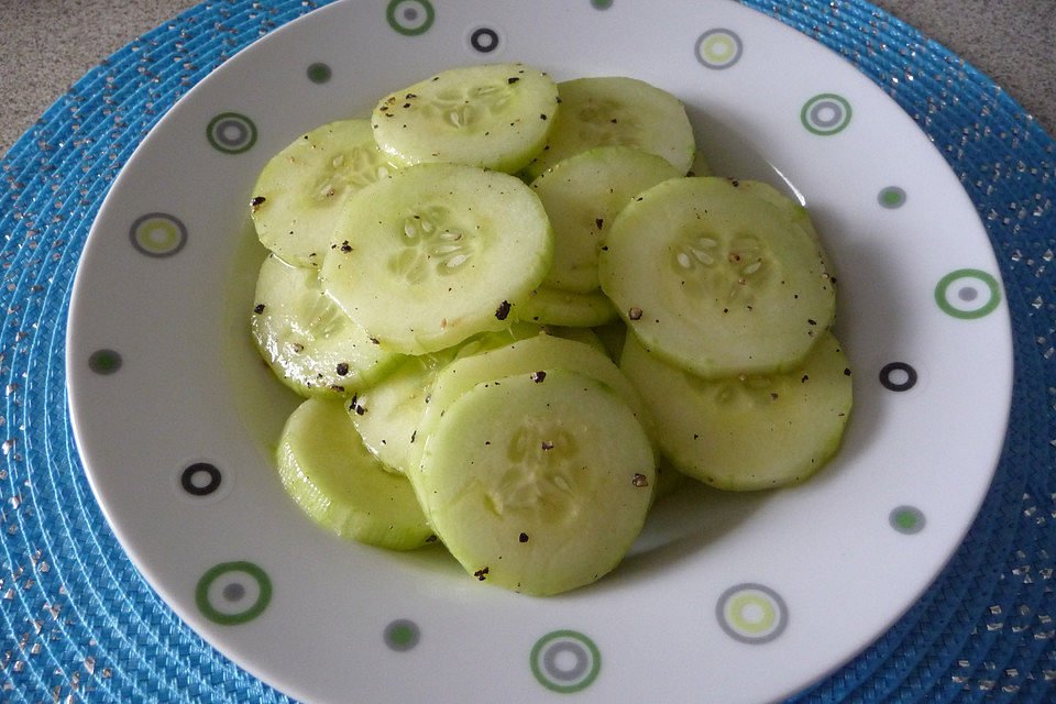 Idiotensicherer Gurkensalat