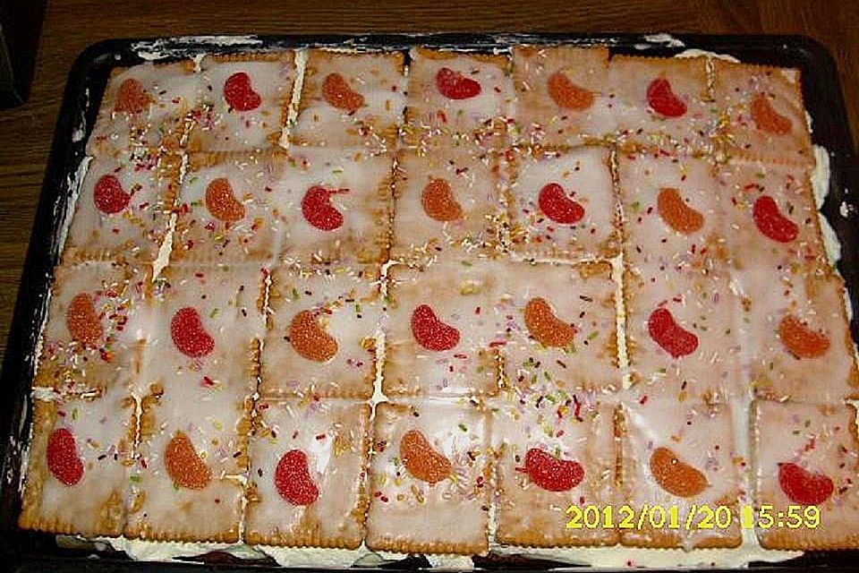 Gummibärchenkuchen