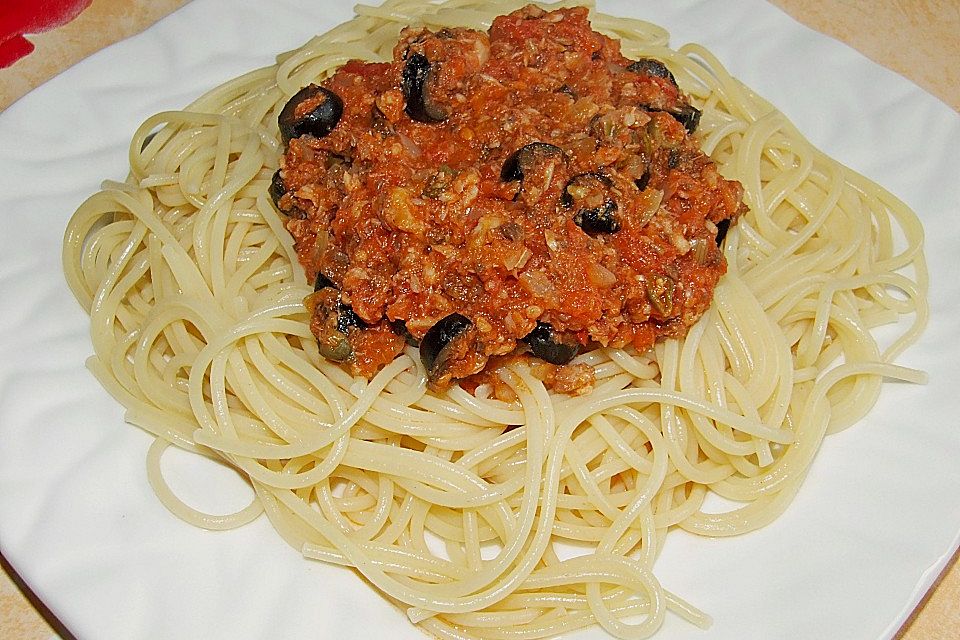 Spaghetti alla Puttanesca