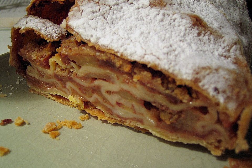 Apfelstrudel