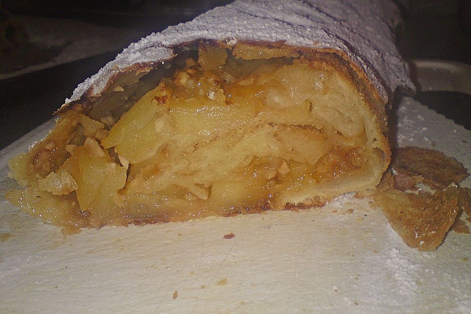 Apfelstrudel