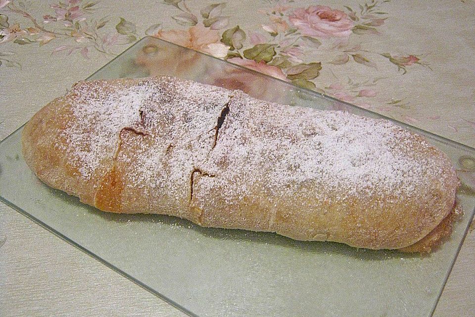 Apfelstrudel