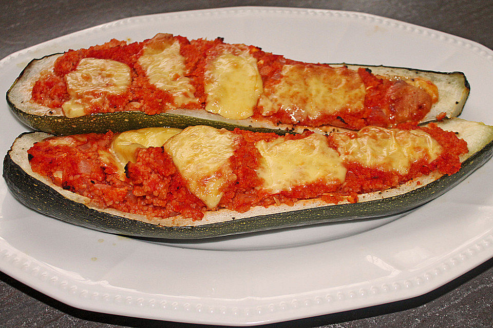 Gefüllte Zucchini mit Couscous