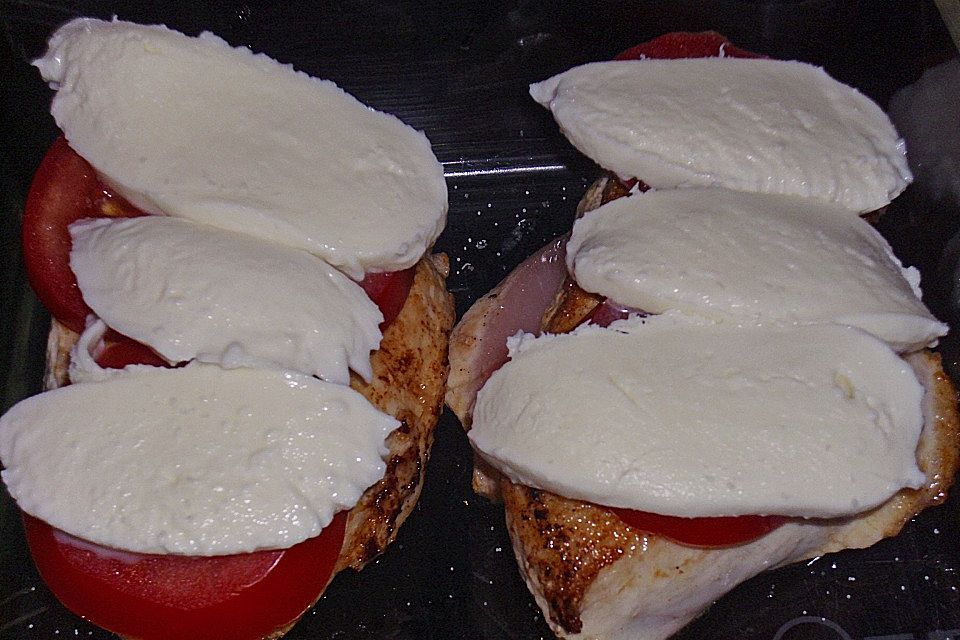 Hähnchenbrust Caprese