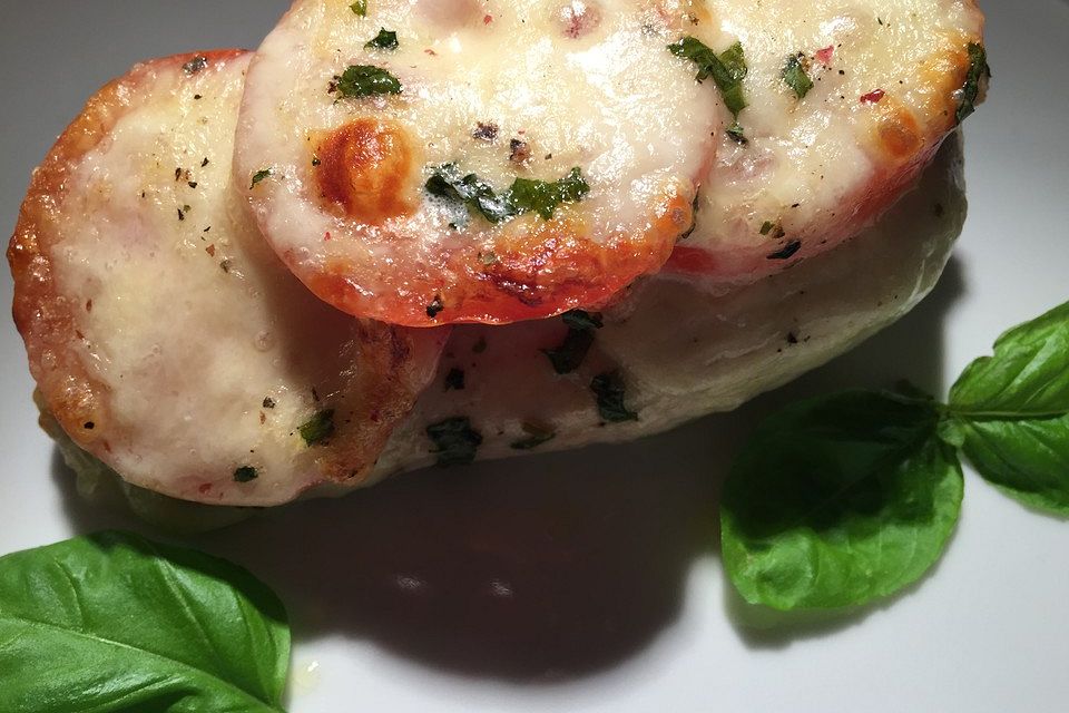 Hähnchenbrust Caprese