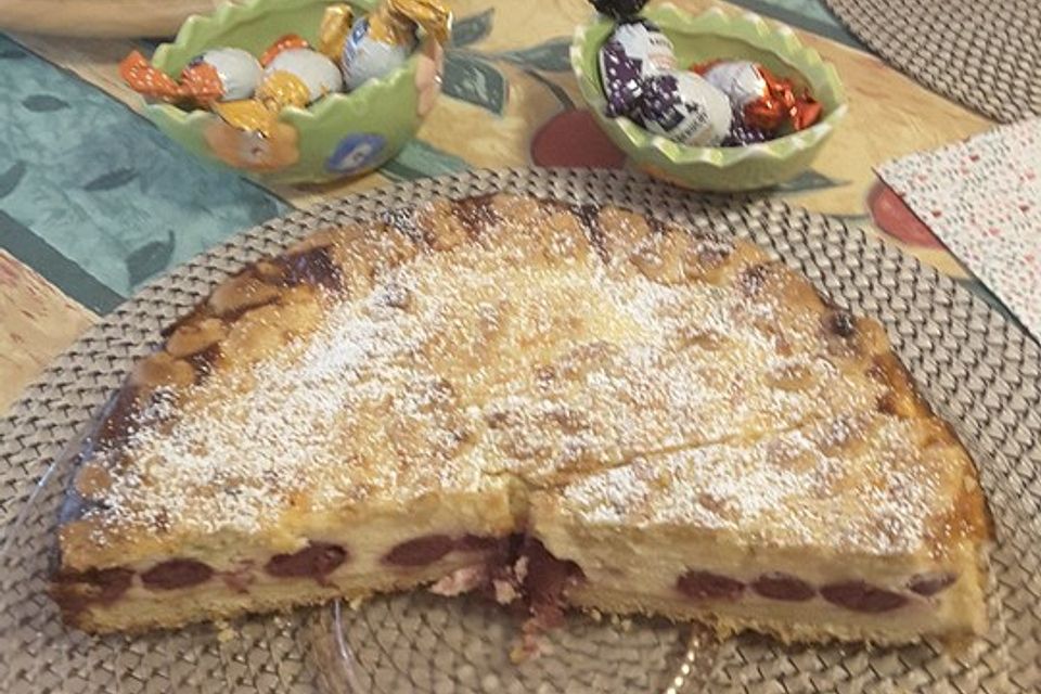 Krümeltorte mit Kirsch-Quarkfüllung