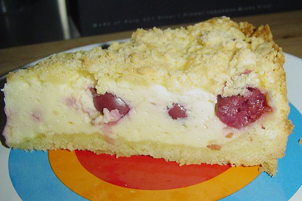 Krümeltorte mit Kirsch-Quarkfüllung