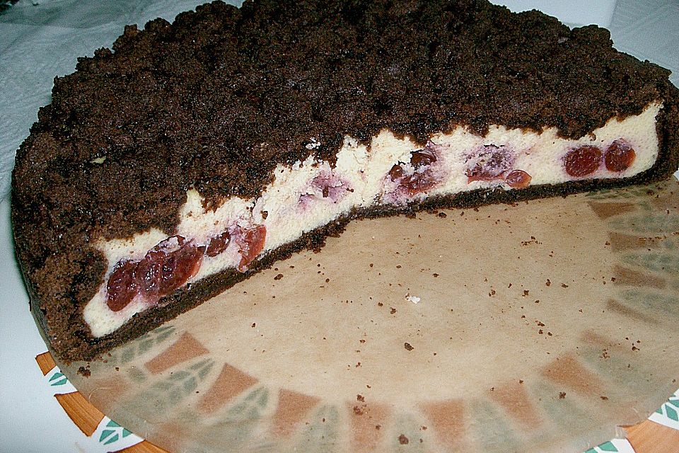 Krümeltorte mit Kirsch-Quarkfüllung