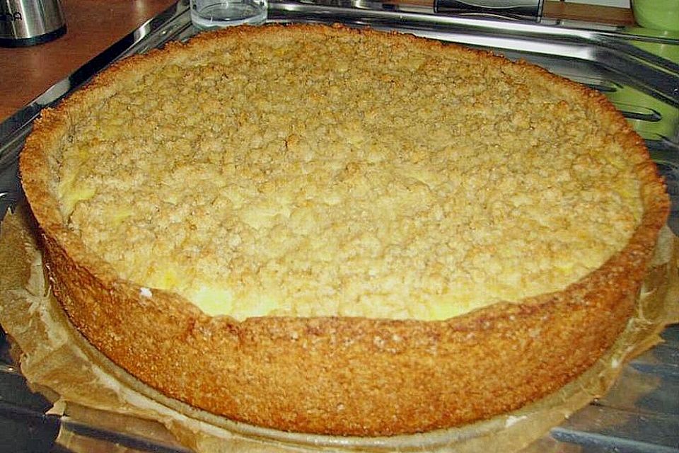 Krümeltorte mit Kirsch-Quarkfüllung