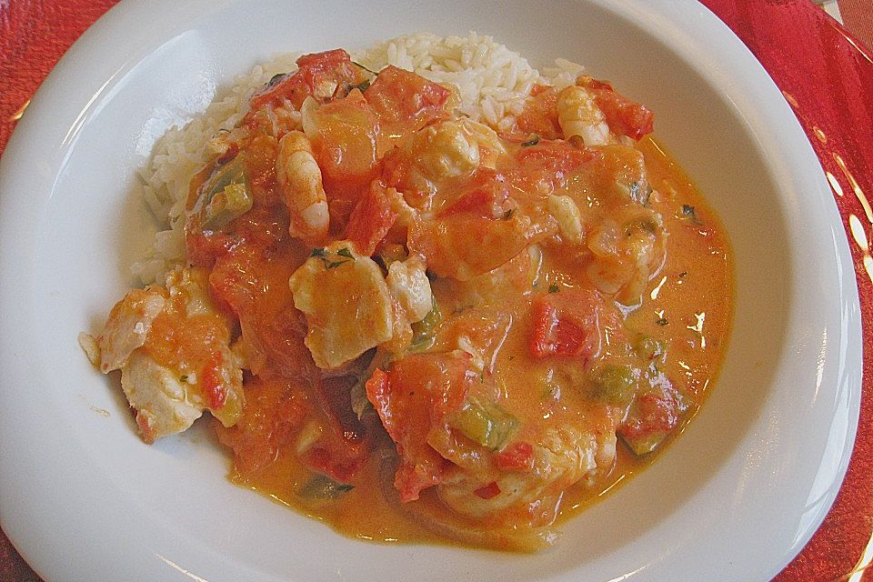 Brasilianische Fischpfanne mit Reis