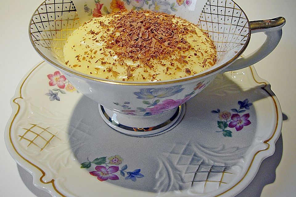 Traditionelle französische Orangencreme