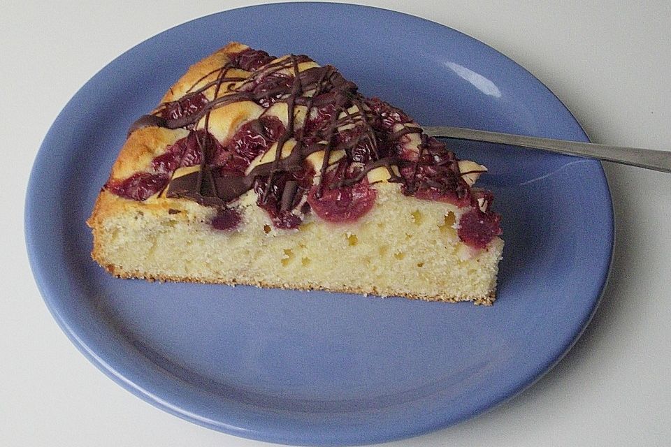 Crème fraîche Kirschkuchen