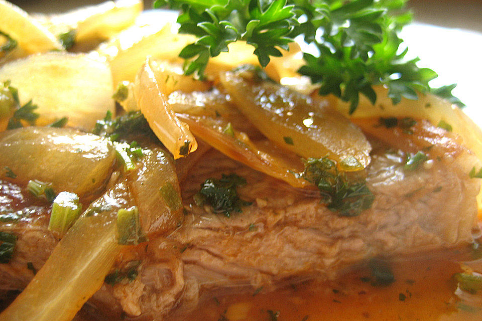 Rumpsteaks mit Zwiebeln