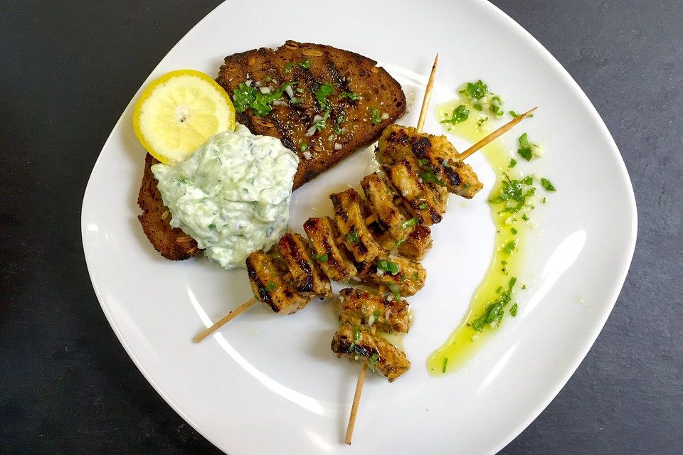 Souvlaki mit Tsatsiki