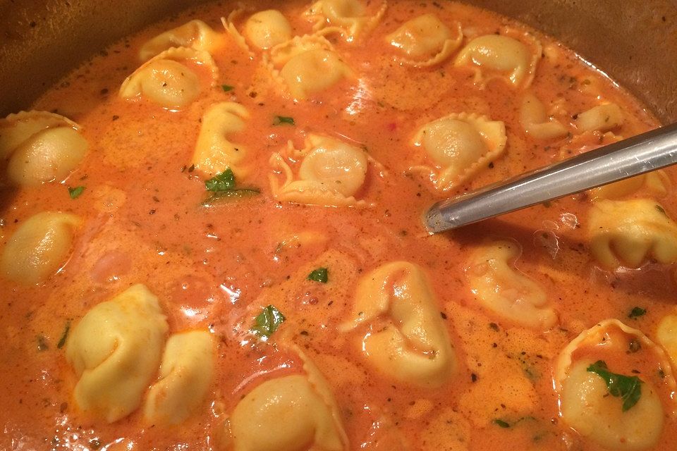 Tortellinisuppe