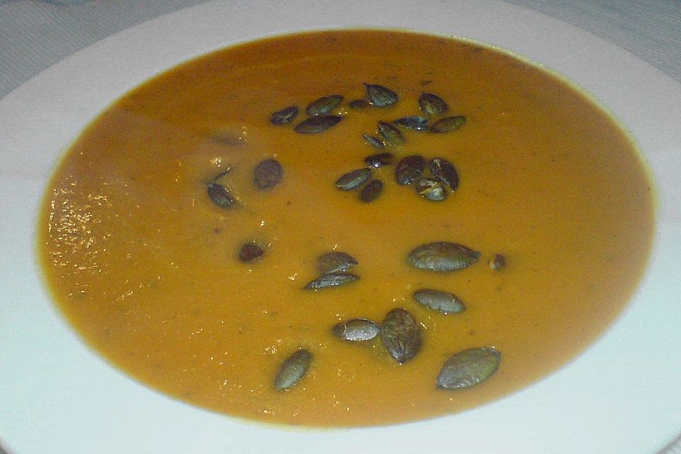 Kürbis - Tomatensuppe