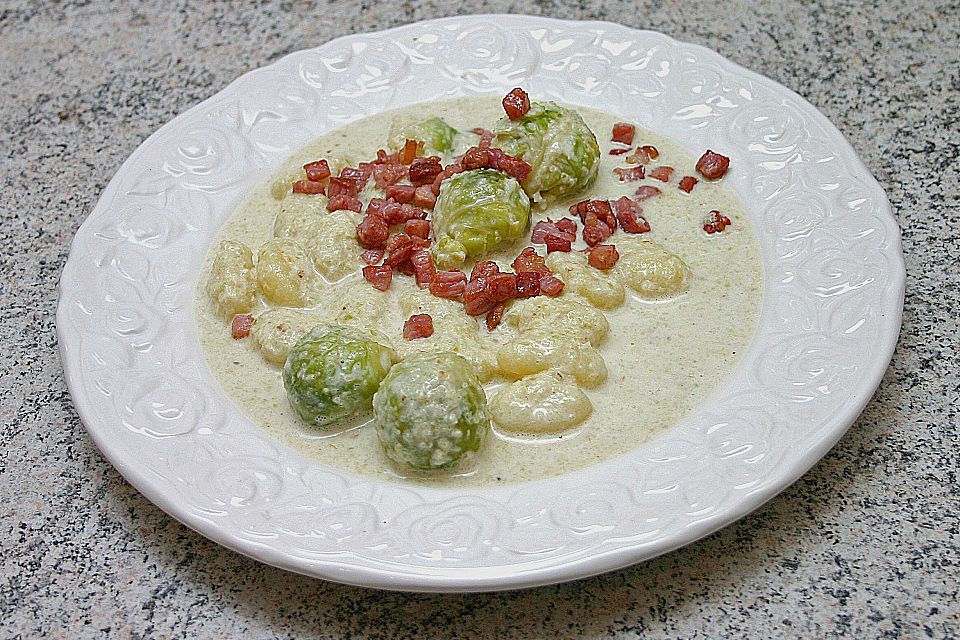 Gnocchi mit Rosenkohl