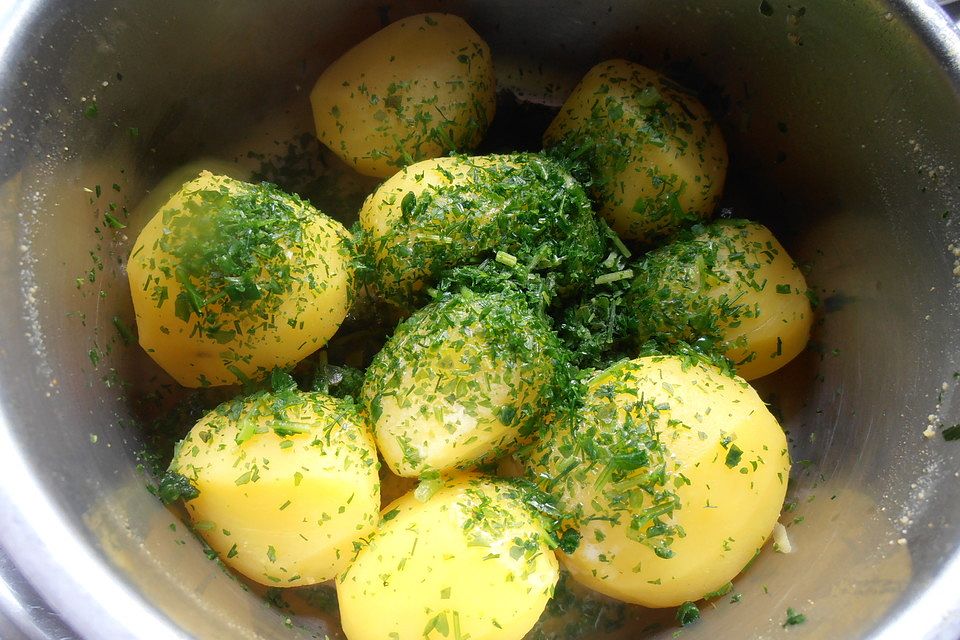 Kräuterkartoffeln gebacken