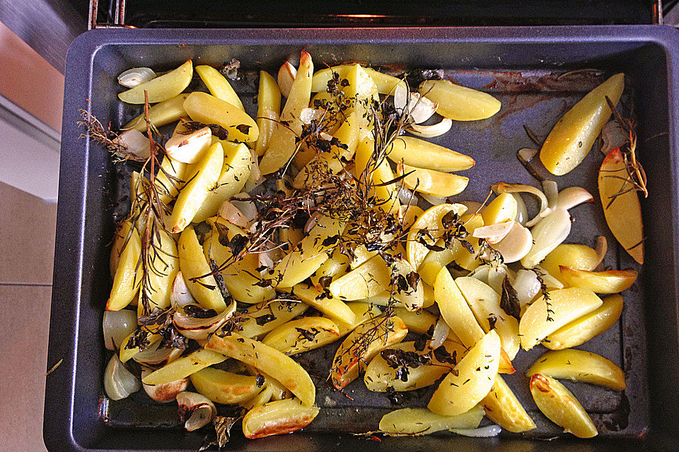 Kräuterkartoffeln gebacken