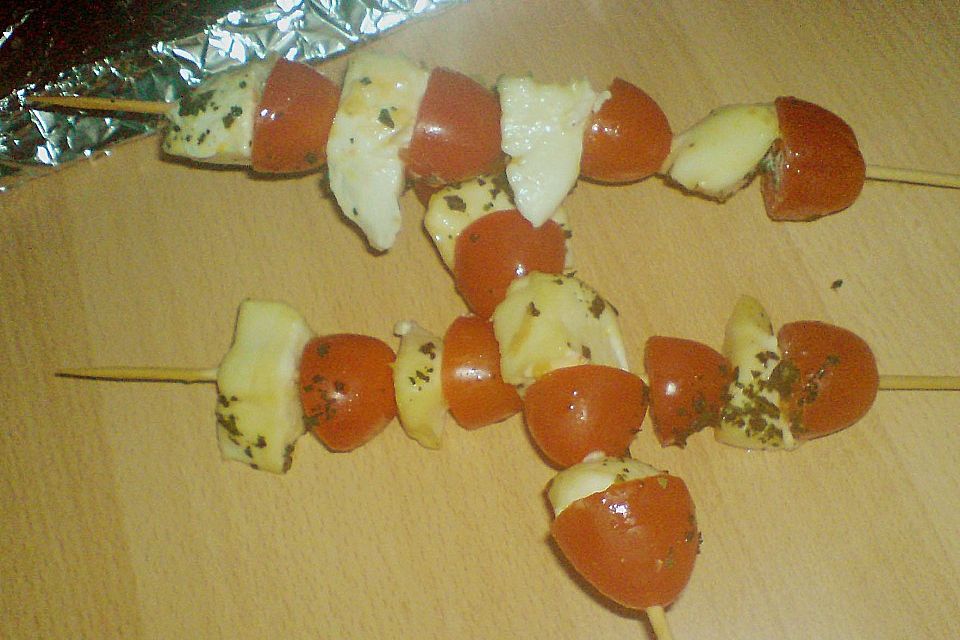 Mozzarella - Tomaten Spieße