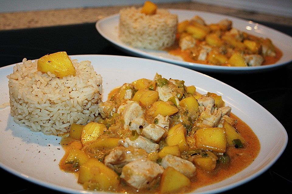 Hähnchencurry mit frischer Mango