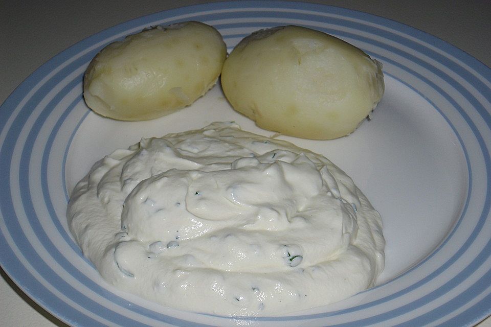 Pellkartoffeln mit Quark