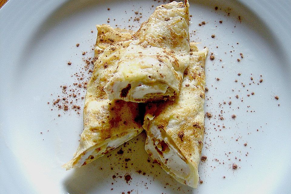 Crêpes mit Bananen-Quark