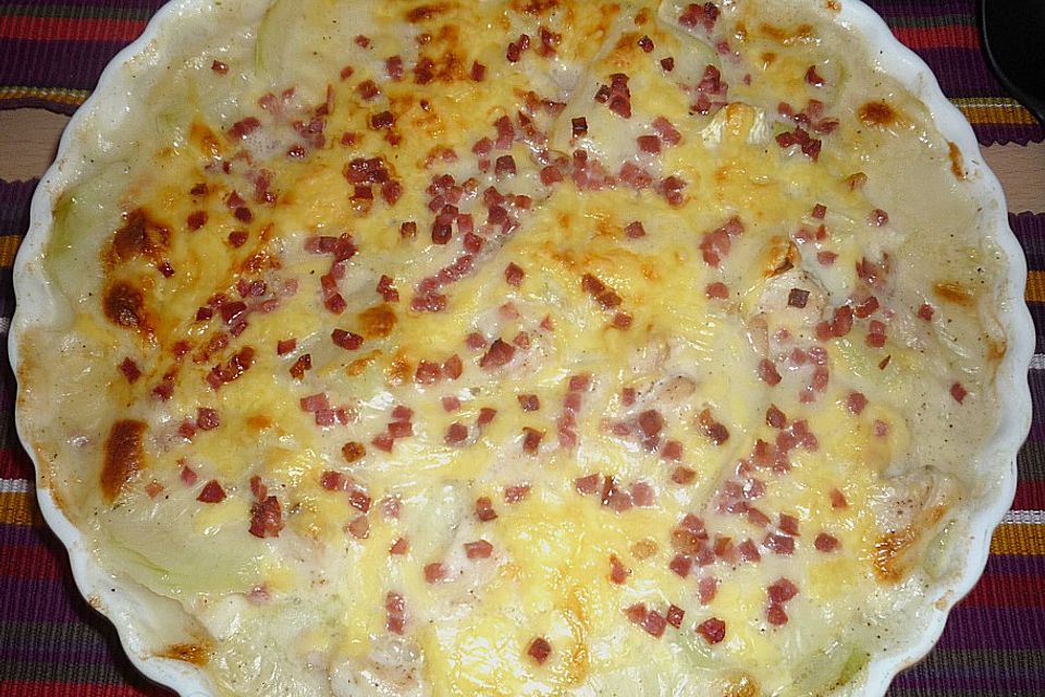 Kohlrabigratin mit Hähnchenbrust