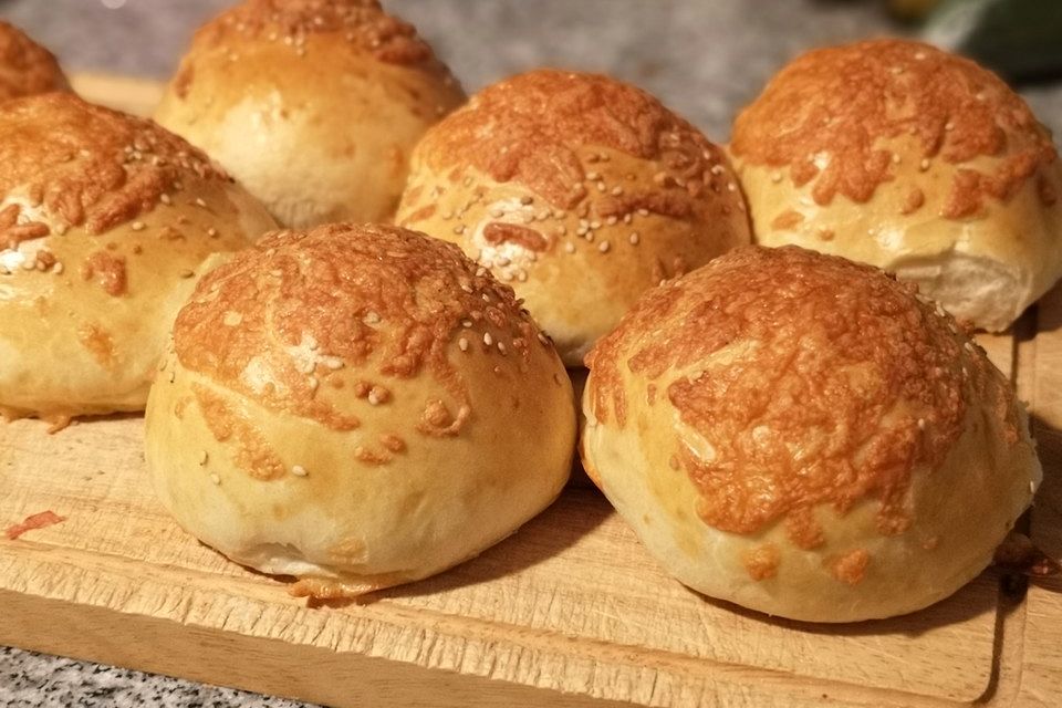 Käsebrötchen