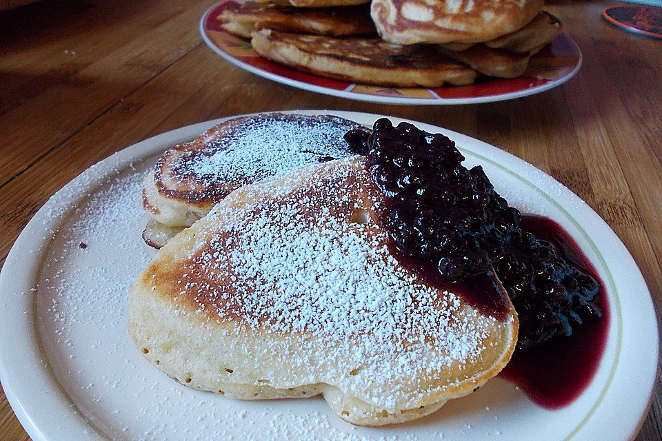 Amerikanische Buttermilch Pfannkuchen