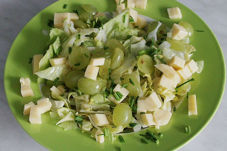 Käse - Trauben - Salat