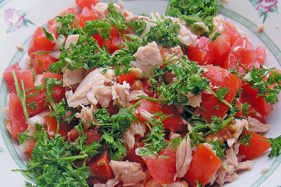 Thunfischsalat mit Tomate