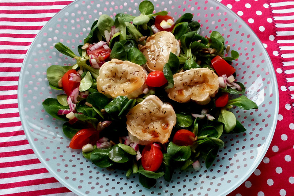 Feldsalat mit Ziegenkäse - Talern