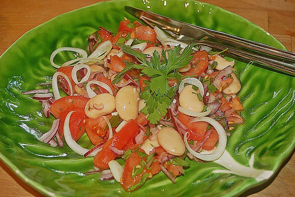 Bohnen-Tomatensalat